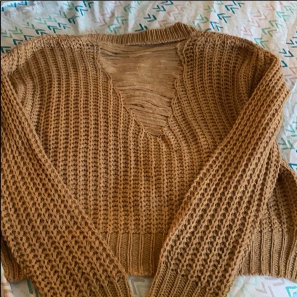 Cropped Sweater - Picture 2 of 2